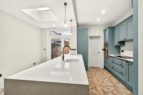 3 bedroom semi-detached house for sale, Penleys Grove Street, York