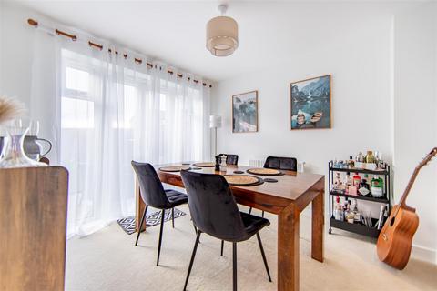 4 bedroom detached house for sale, Broadfield Meadows, Kenton Bank Hall, NE13