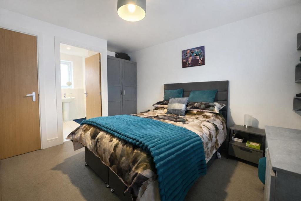 7 E276 FBA-B132-4271-B45 B-8186 F37 B5 AE9.png