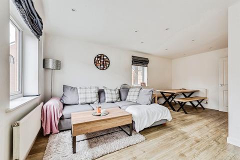 undefined, Markus Avenue, Thame