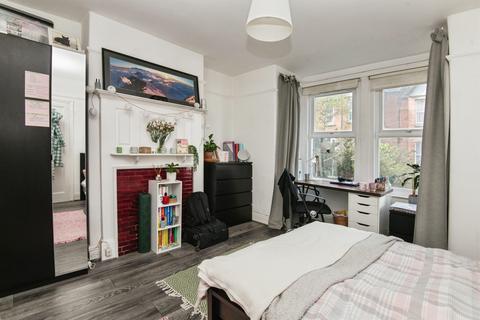 undefined, Lucas Avenue, Exeter