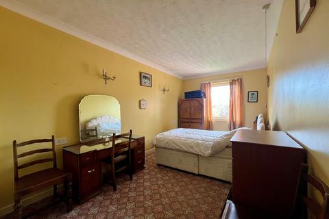 1 bedroom flat for sale, Heol Hir, Llanishen, Cardiff