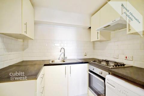 undefined, Braemar Avenue, South Croydon CR2
