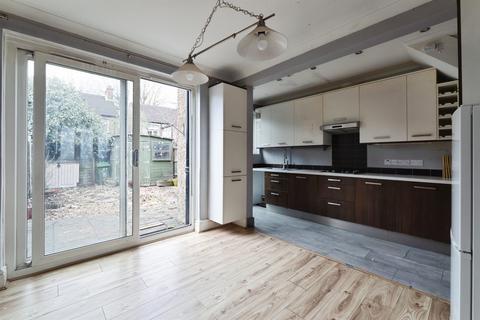 3 bedroom terraced house for sale, Eldred Road, Barking