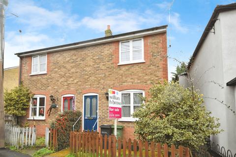 2 bedroom end of terrace house for sale, Notley Road, Braintree