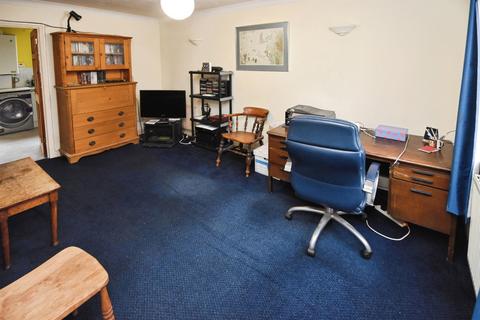 2 bedroom end of terrace house for sale, Notley Road, Braintree