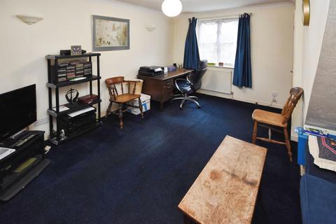 2 bedroom end of terrace house for sale, Notley Road, Braintree