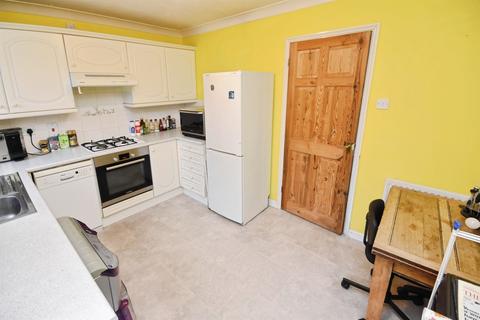 2 bedroom end of terrace house for sale, Notley Road, Braintree