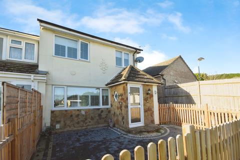 3 bedroom end of terrace house for sale, Waldgrooms, DUNMOW