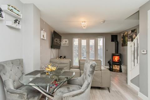 undefined, Old Mill Way, Castleford