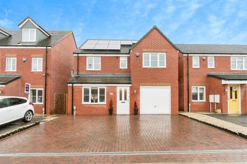 undefined, Taylor Road, CASTLEFORD
