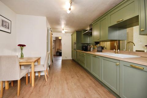2 bedroom end of terrace house for sale, Brick Kiln Close, Coggeshall, Colchester
