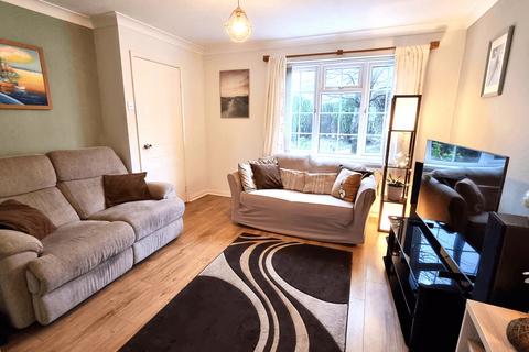 3 bedroom end of terrace house for sale, Westwinn View, LEEDS
