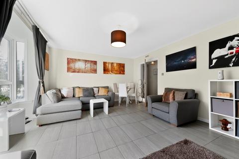 2 bedroom flat for sale, Bankholm Place, Clarkston, Glasgow