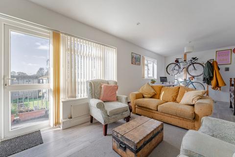 2 bedroom flat for sale, Sleaford Green, Norwich