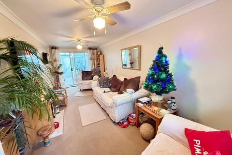 2 bedroom terraced house for sale, Great Cliffe Road, Eastbourne