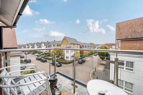 2 bedroom flat for sale, Brambling Way, Maidenhead