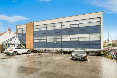 1 bedroom apartment for sale, The Backs, Chesham