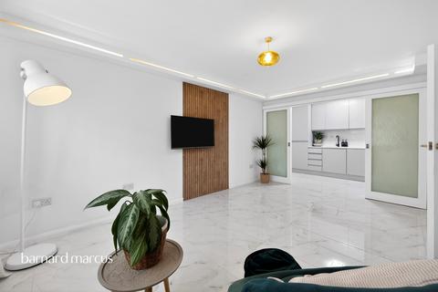 1 bedroom ground floor flat for sale, Elgin Road, Croydon