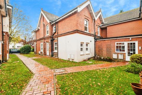 Bulkington Avenue, Worthing