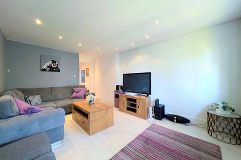 2 bedroom apartment for sale, Bulkington Avenue, Worthing