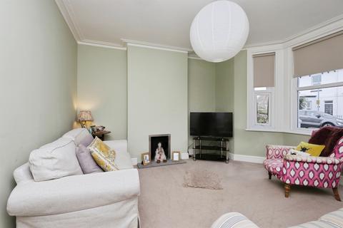 3 bedroom terraced house for sale, Seaford Road, Eastbourne