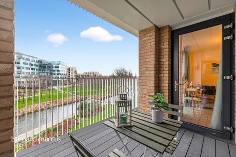 undefined, Lakeside Drive, London