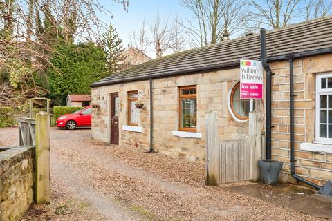 1 bedroom semi-detached bungalow for sale, Halifax Road, Batley