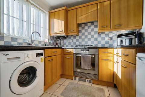 2 bedroom semi-detached house for sale, Windermere Drive, Bridlington, YO16