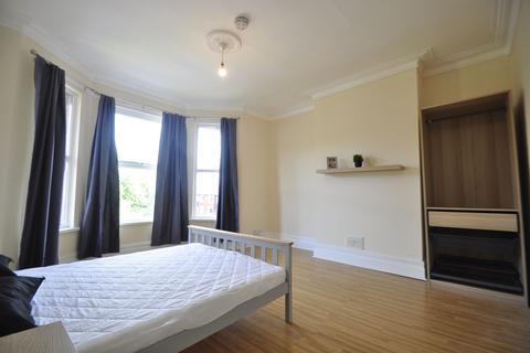 1 bedroom property to rent, Risca Road, Newport, NP20