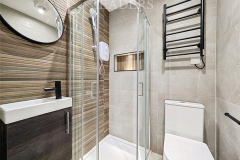 Studio to rent, Shinwell Walk, Henderson Road, Crawley, RH11