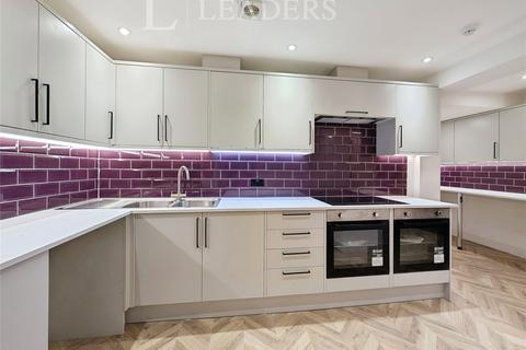 Studio to rent, Shinwell Walk, Henderson Road, Crawley, RH11
