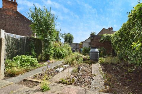 3 bedroom terraced house for sale, Beech Avenue, Garden Village, Hull
