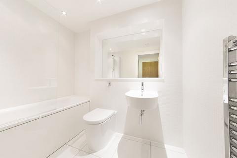 1 bedroom flat to rent, Lanterns Way, London E14