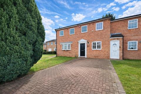 2 bedroom terraced house to rent, Chelsworth Close, Luton, Bedfordshire, LU2 9SU