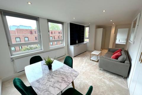 1 bedroom flat for sale, Lily Close, St Pauls Court, London