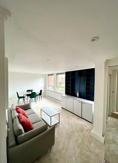 1 bedroom flat for sale, Lily Close, St Pauls Court, London