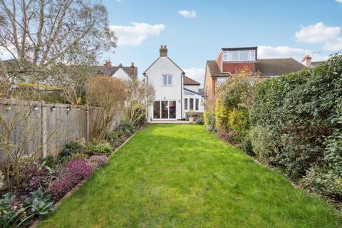 4 bedroom detached house for sale, Orchard Grove, Chalfont St. Peter, Gerrards Cross, Buckinghamshire, SL9