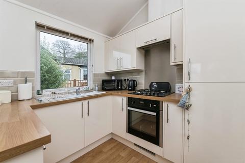 undefined, First Avenue, Newport Park, Exeter