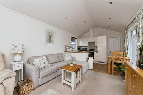 undefined, First Avenue, Newport Park, Exeter