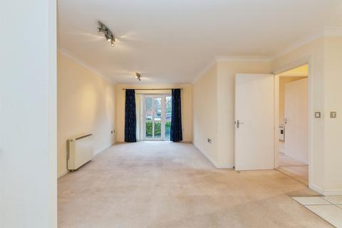 2 bedroom apartment for sale, Coy Court, Aylesbury