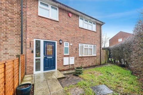 3 bedroom end of terrace house for sale, Birchwood Avenue, Hatfield