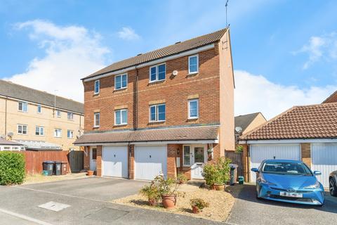 3 bedroom semi-detached house for sale, Gorseway, HATFIELD
