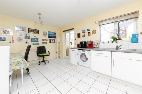 3 bedroom semi-detached house for sale, Gorseway, HATFIELD