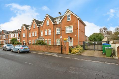Bellemoor Road, SOUTHAMPTON