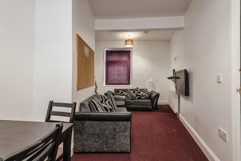 3 bedroom end of terrace house for sale, Primrose Hill Road, Huddersfield