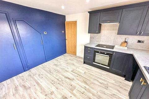 3 bedroom detached house to rent, Thorold Avenue, Cranwell Village, Sleaford