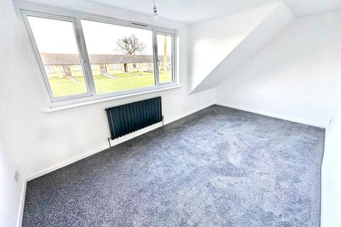 3 bedroom detached house to rent, Thorold Avenue, Cranwell Village, Sleaford