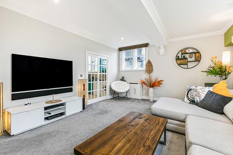 2 bedroom end of terrace house for sale, Old School Mews, Staines-upon-Thames, Surrey, TW18