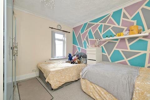 3 bedroom terraced house for sale, Princes Street, Peterborough